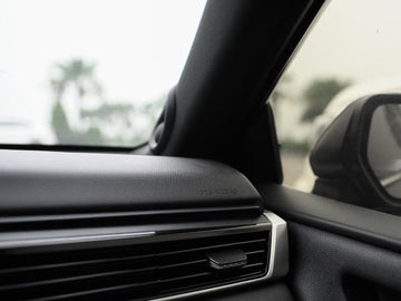 Thoughtful Automotive Gifts: Compact Grooming Tools for Him